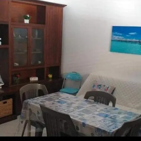 Casa Da Mirella E Peppe アパート トラッペート
